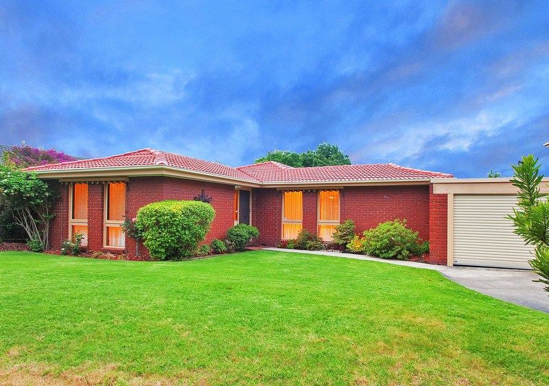 114 Berrabri Drive, SCORESBY VIC 3179