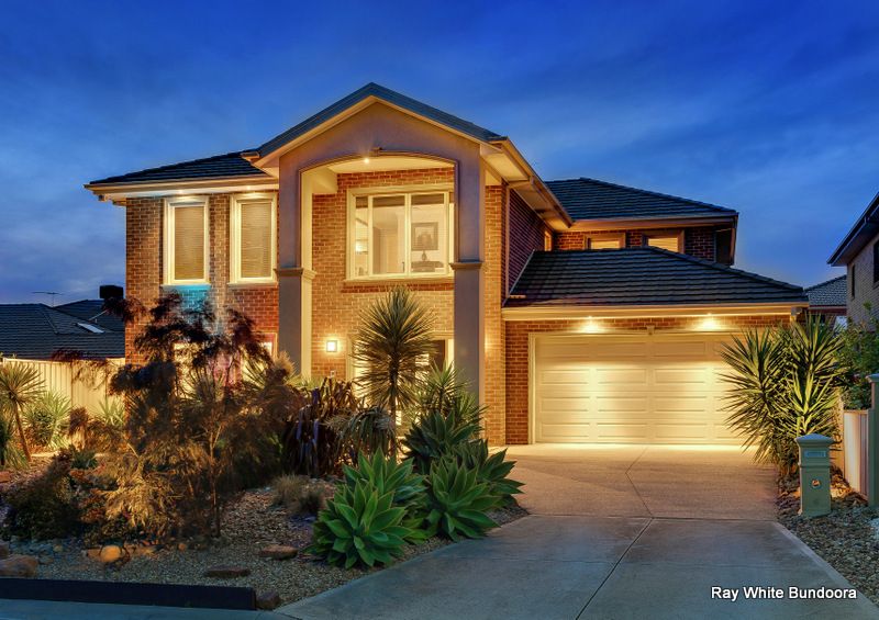 4 Brandon Crescent, BUNDOORA VIC 3083