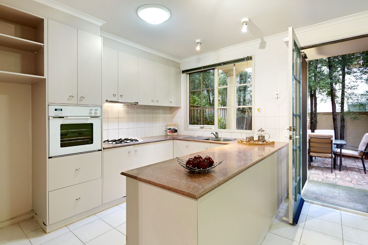 10/1 Ripley Grove, CAULFIELD NORTH, VIC 3161