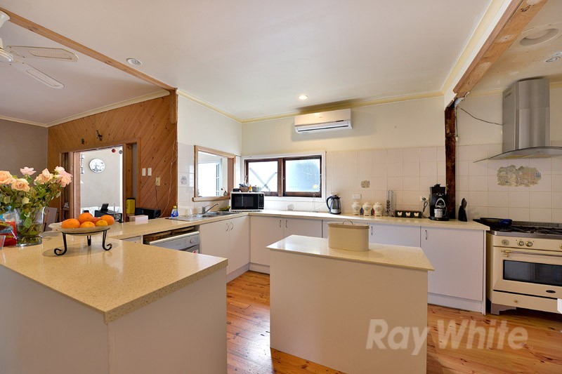 45 Willow Road, UPPER FERNTREE GULLY, VIC 3156