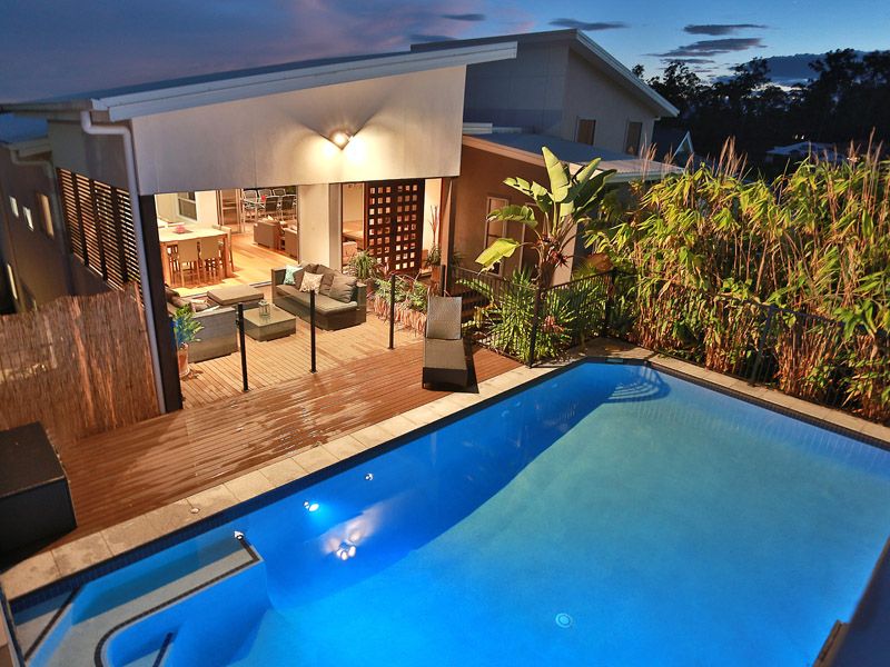 10 Roundelay Court, EATONS HILL, QLD 4037