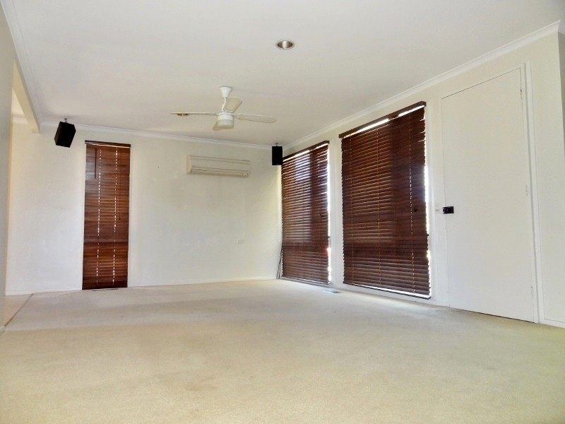 10 Banksia Crescent, QUEANBEYAN, NSW 2620