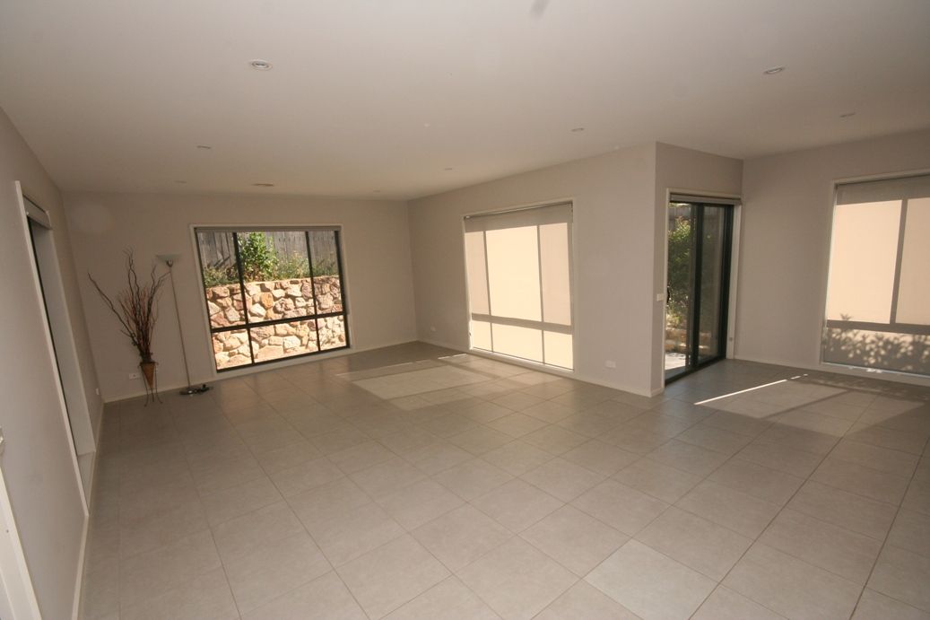 2 Goolara Place, JERRABOMBERRA, NSW 2619