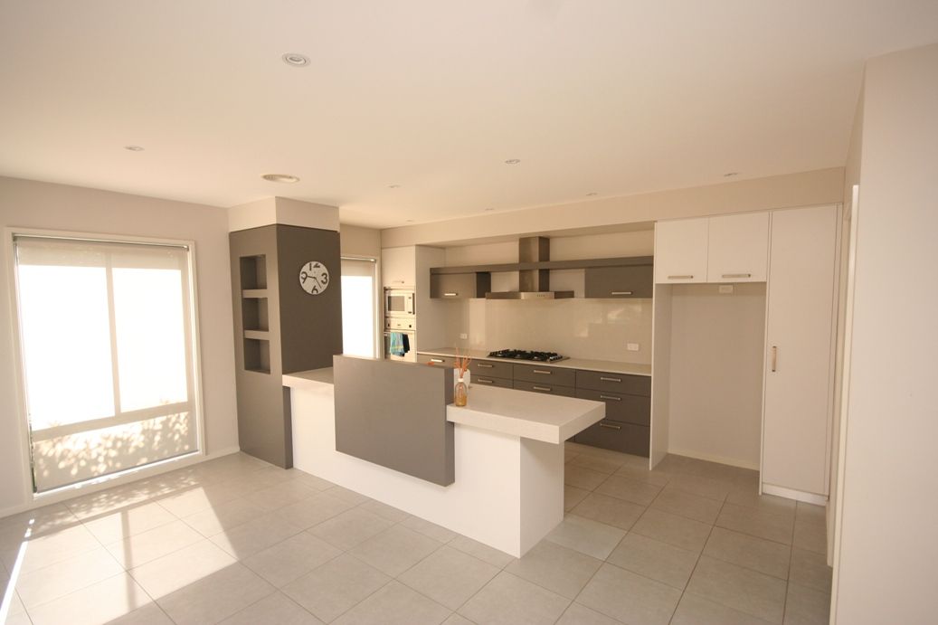 2 Goolara Place, JERRABOMBERRA NSW 2619