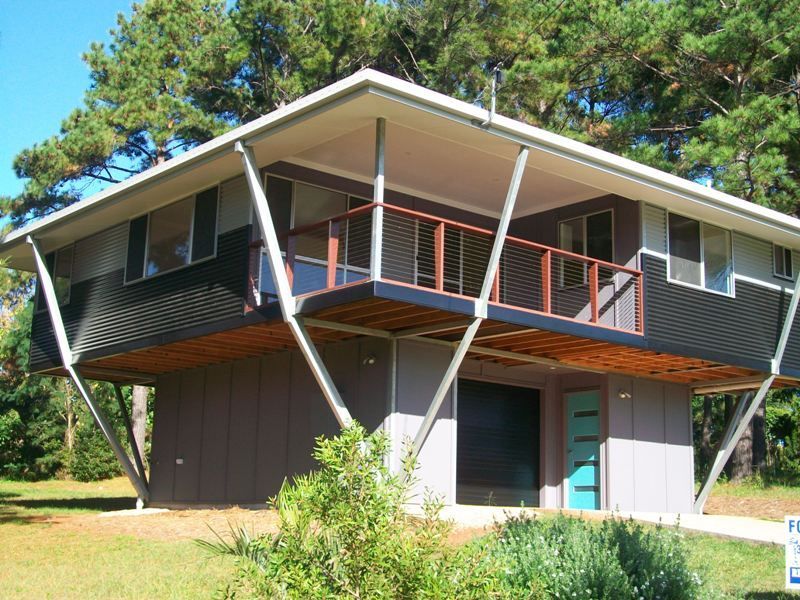 42 Cavendish Street, RUSSELL ISLAND QLD 4184