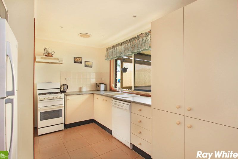 9 Osprey Place, ALBION PARK RAIL, NSW 2527