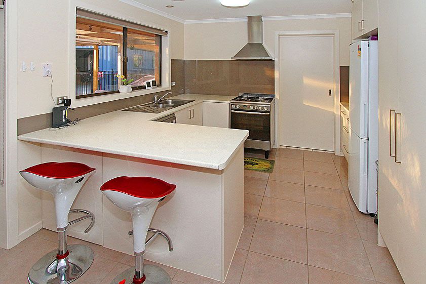 8 Nandina Court, MILL PARK, VIC 3082