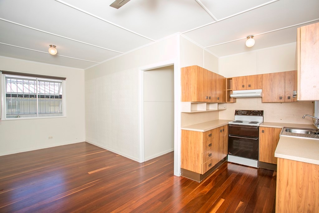 322 Scarborough Road, SCARBOROUGH, QLD 4020