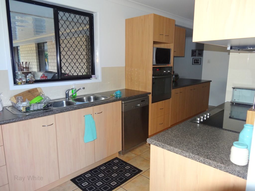 38 Cairns Crescent, DECEPTION BAY, QLD 4508