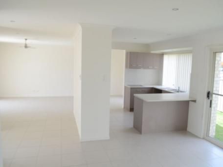 3/24 Kookaburra Court, YAMBA, NSW 2464