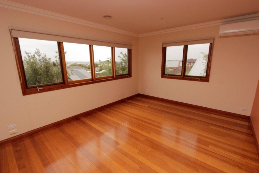 2/27 Ironbark Street, WAURN PONDS, VIC 3216