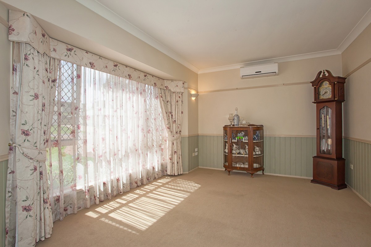 10 Hillcrest Court, KEARNEYS SPRING, QLD 4350