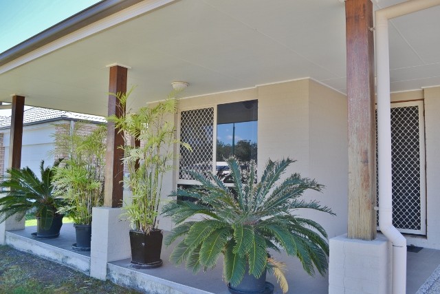 9 Greenview Avenue, BEERWAH, QLD 4519