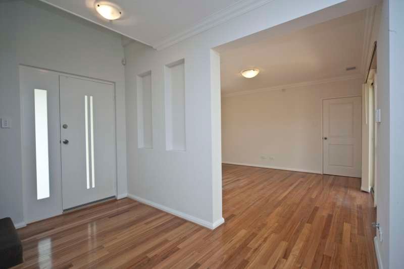 3/53 Ross Street, CLOVERDALE, WA 6105
