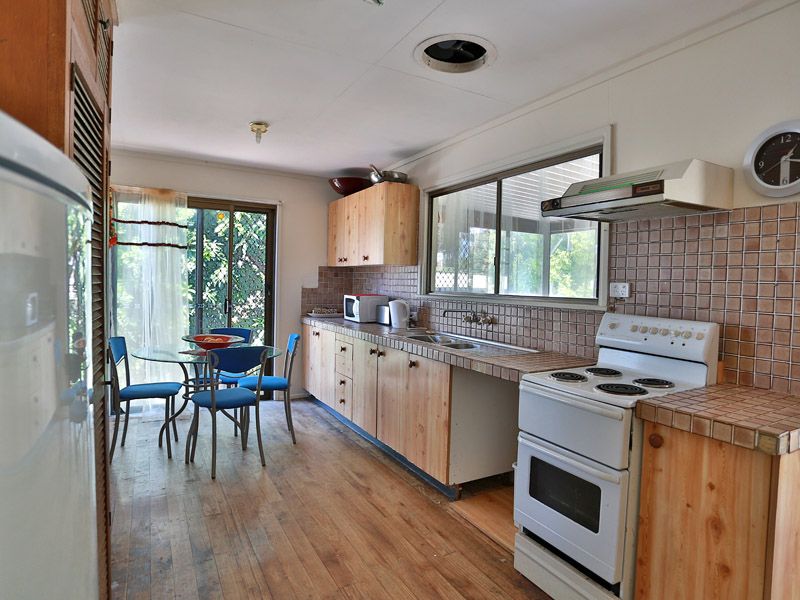 4 Dorloo Street, DEAGON, QLD 4017