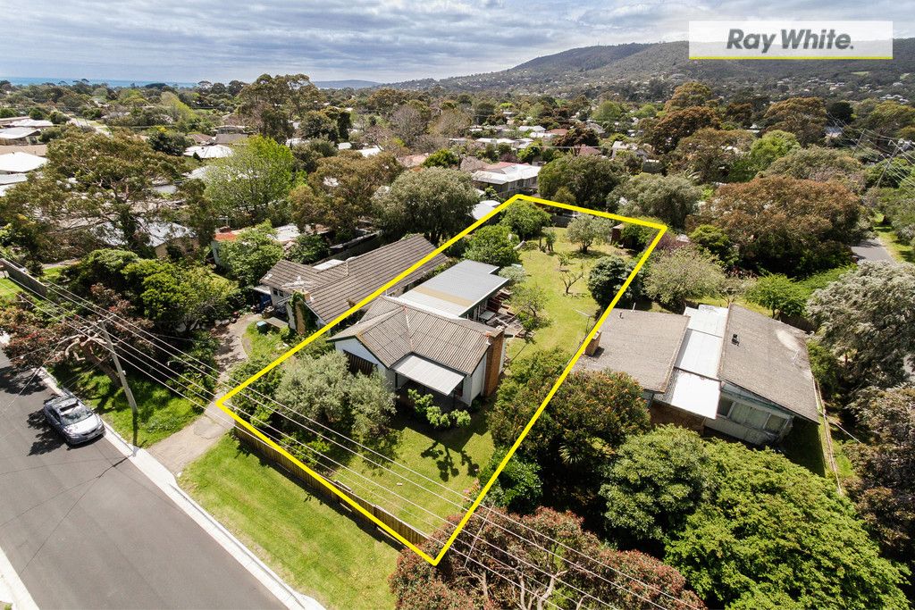 19 Potton Avenue, ROSEBUD, VIC 3939