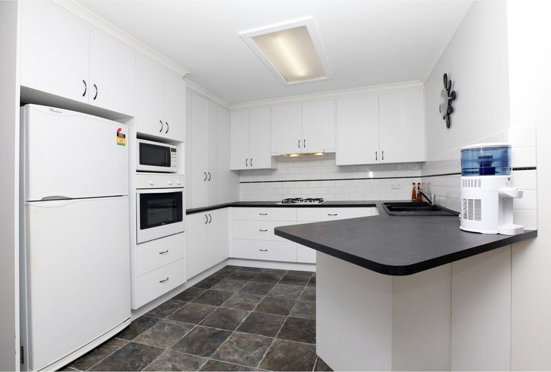 7 Flemington Drive, MILL PARK, VIC 3082