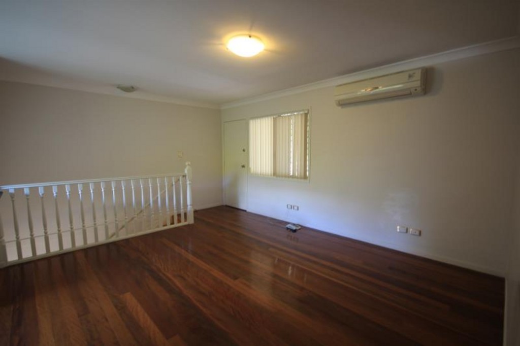 2/65 Peach Street, GREENSLOPES, QLD 4120