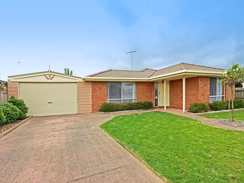 2 Mayton Court, GROVEDALE, VIC 3216