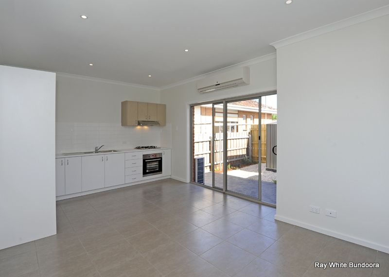 1/4 Newton Street, THOMASTOWN, VIC 3074