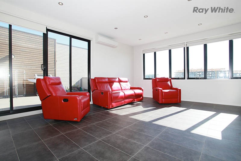 AP 18/11 Monckton Place, CAROLINE SPRINGS, VIC 3023