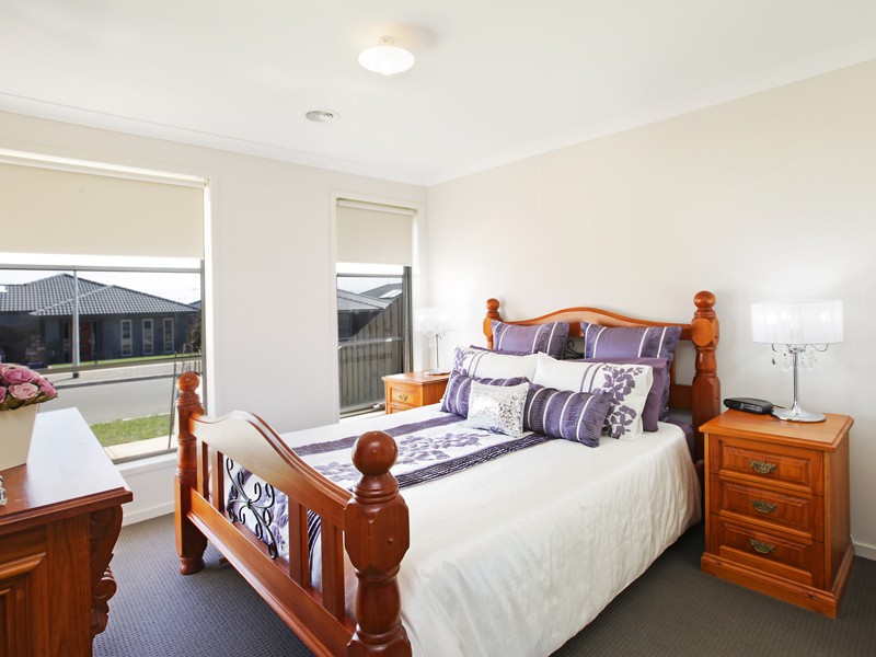 21 Diaz Drive, GROVEDALE, VIC 3216