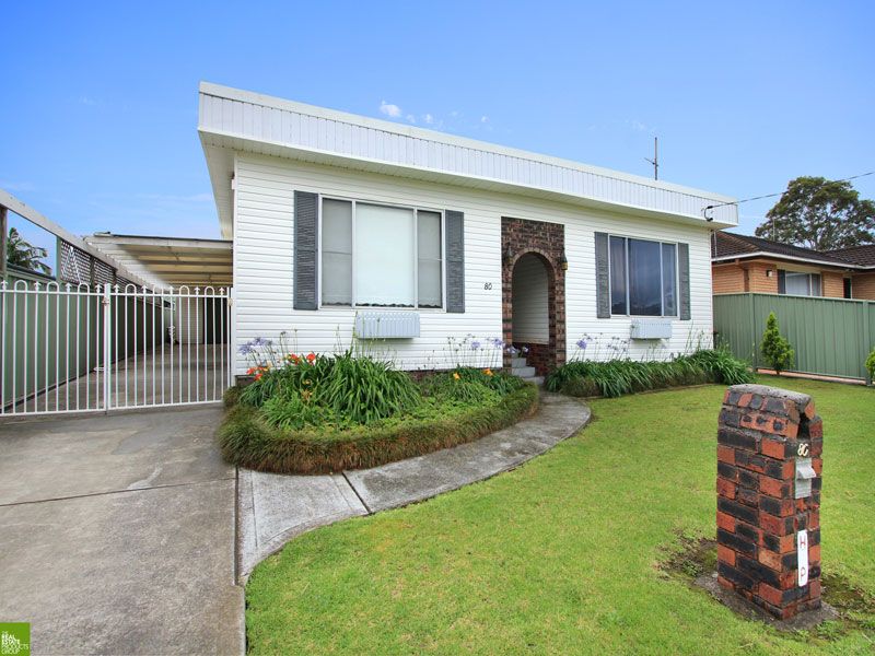 80 Griffiths Street, OAK FLATS NSW 2529
