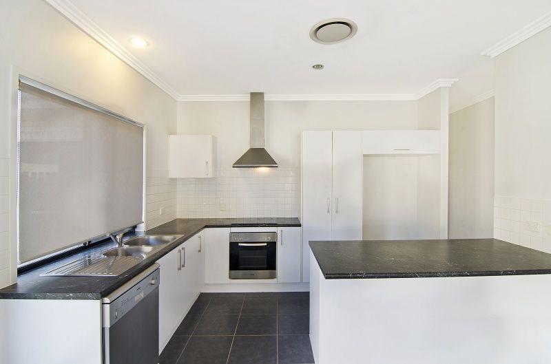15 Freeman Street, NORTH LAKES, QLD 4509
