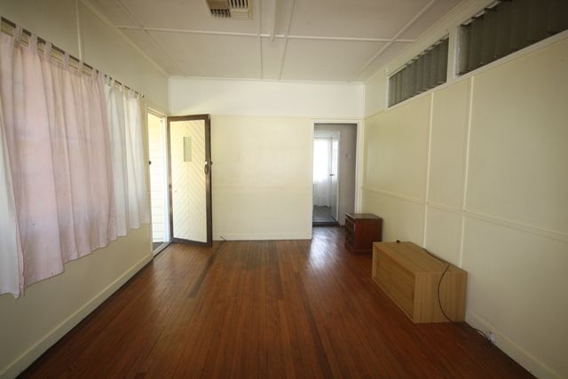 12 Rosella Street, LONGREACH, QLD 4730