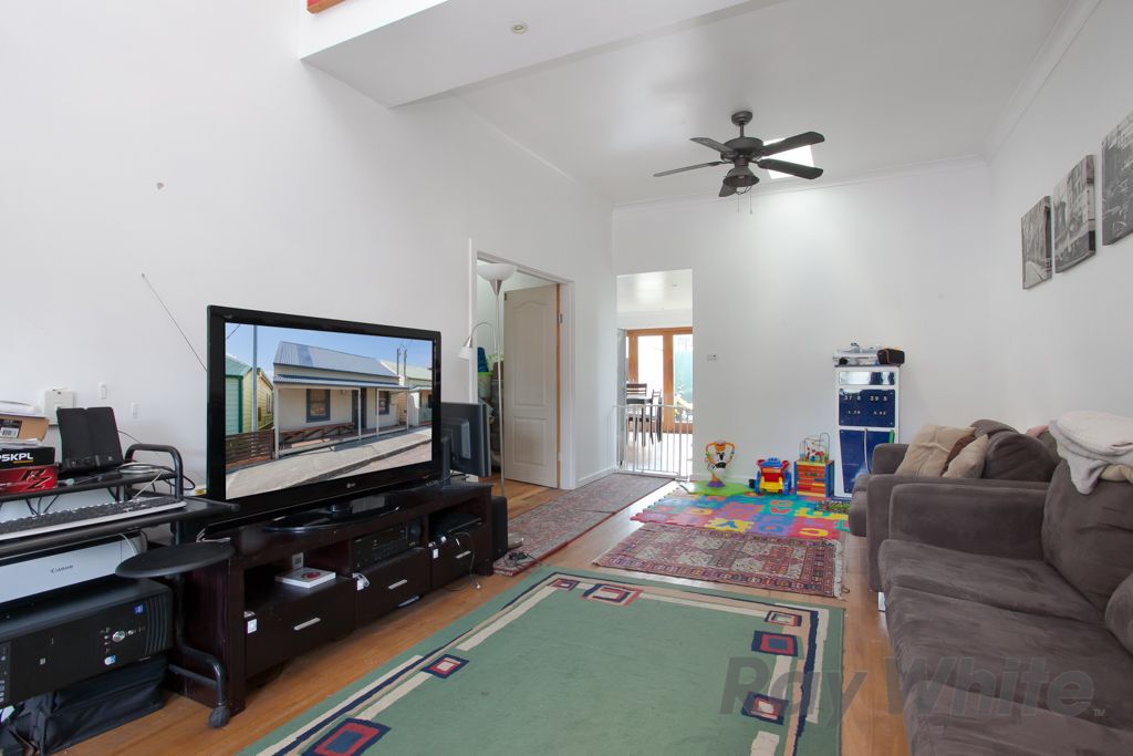 1 Victoria Street, CARRINGTON, NSW 2294