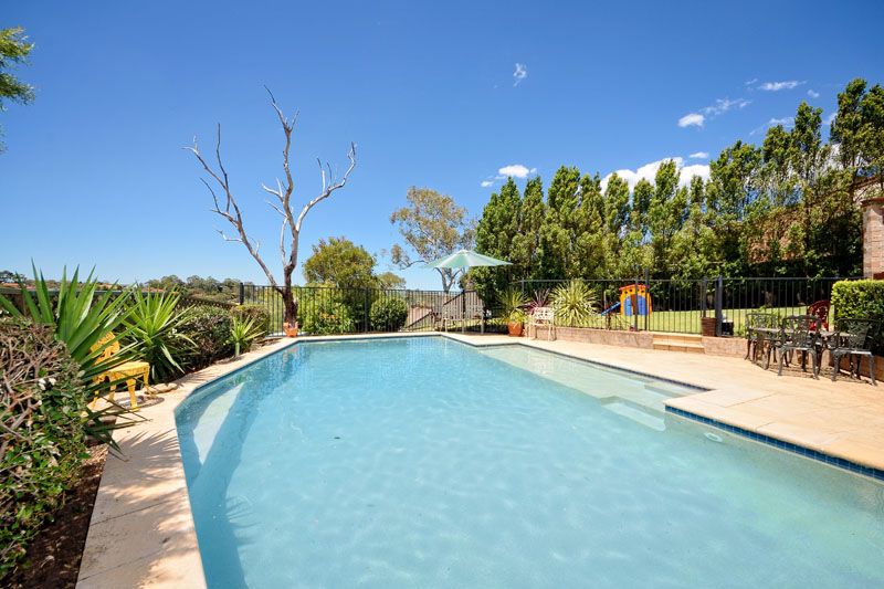 24 Blaxland Drive, ILLAWONG, NSW 2234