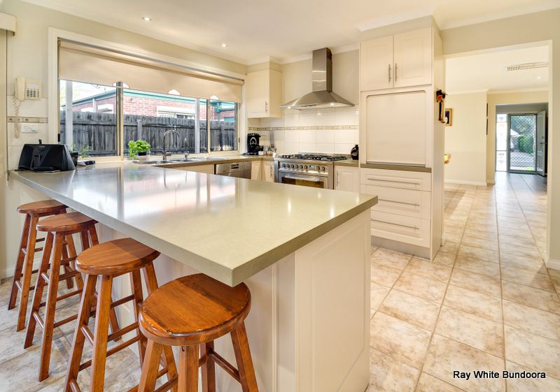 82 Josef Avenue, BUNDOORA, VIC 3083
