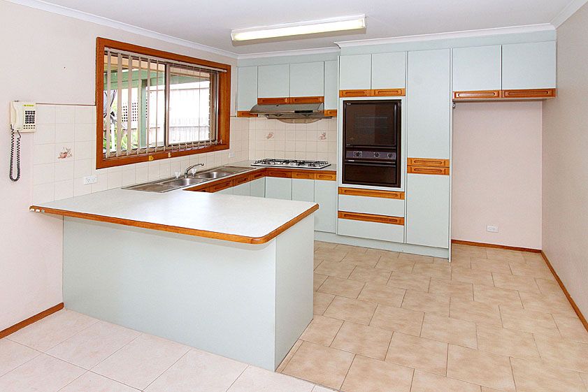 6 Dorman Court, MILL PARK, VIC 3082