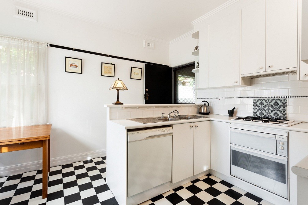 1/50 Waverley Road, CHADSTONE, VIC 3148