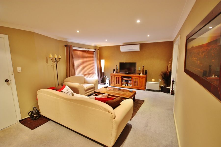 53 Binalong Street, YOUNG, NSW 2594