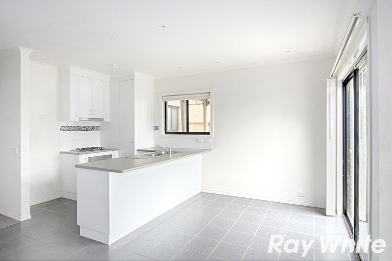 10/103 Army Road, PAKENHAM, VIC 3810