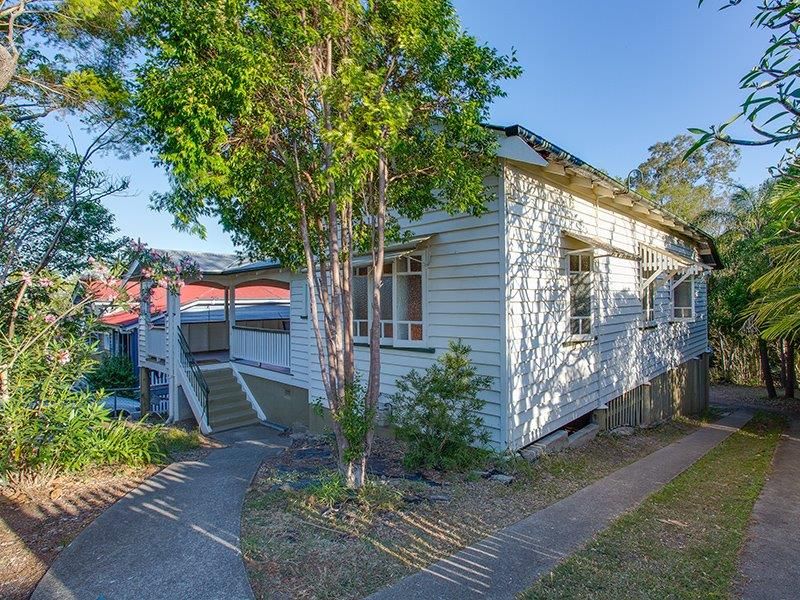36 Banks Street, NEWMARKET, QLD 4051