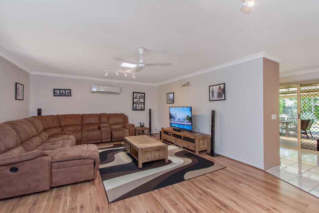 22 Glengarry Close, HIGHLAND PARK, QLD 4211