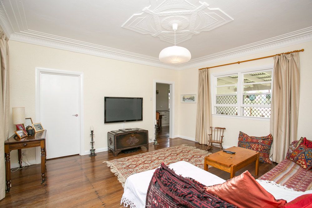 41 Cambridge Street, ROCKLEA, QLD 4106