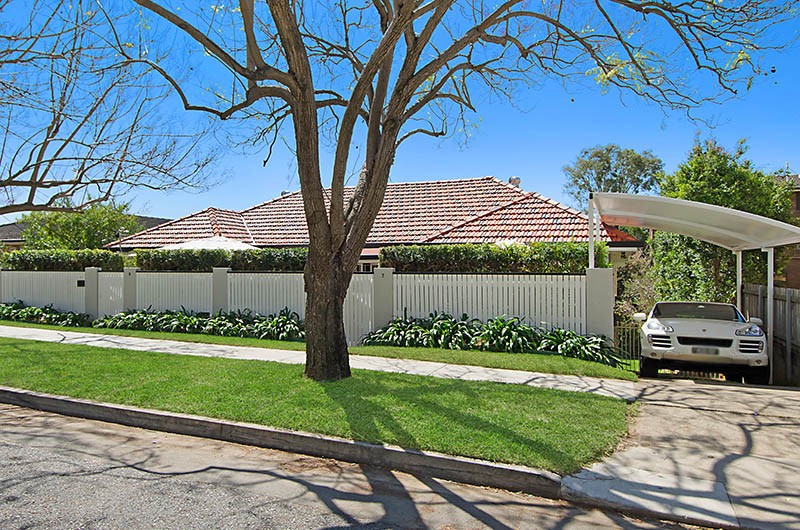 7-9 Victoria Parade, CLAYFIELD, QLD 4011