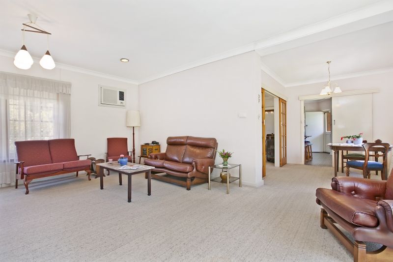 12 Roland Road, ROSTREVOR, SA 5073