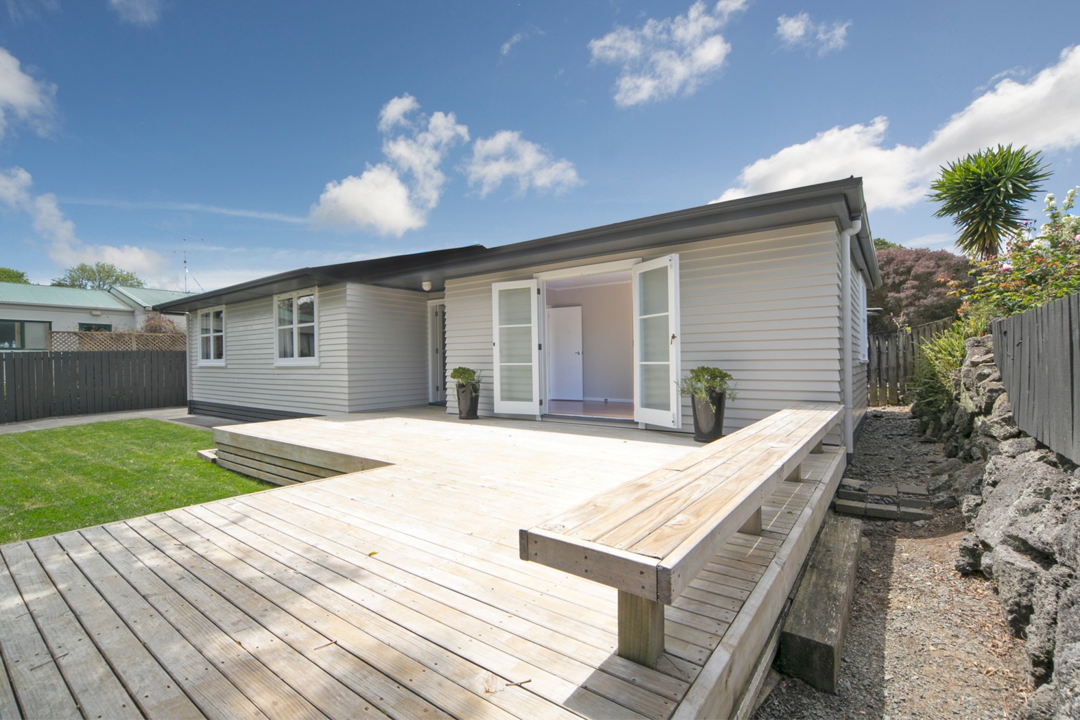 2/9a Grotto Street, ONEHUNGA, Auckland City