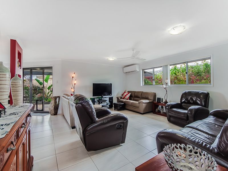 8 Sapphire Street, CALOUNDRA WEST, QLD 4551