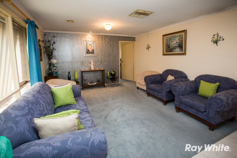 8 Hanley Court, PAKENHAM, VIC 3810