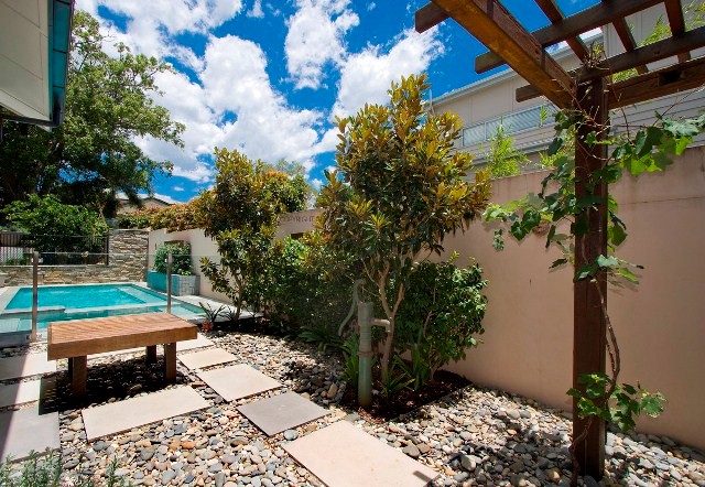 HENDRA, QLD 4011