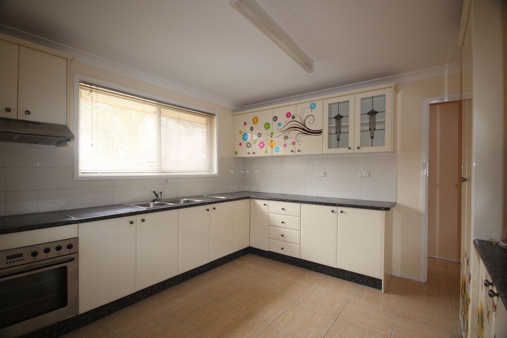 185 Riverside Drive, AIRDS, NSW 2560