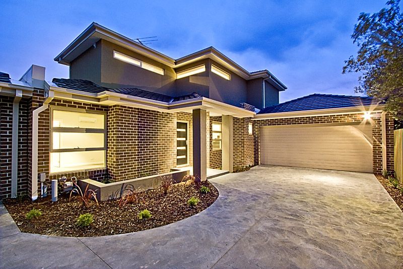 32 Prince Charles Street, CLAYTON VIC 3168