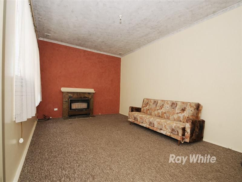 86 Power Road, DOVETON, VIC 3177