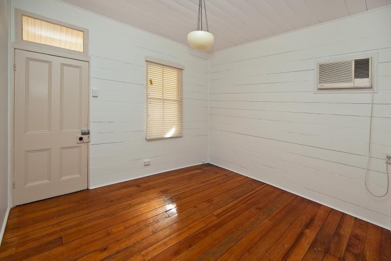 65 Kennigo Street, SPRING HILL, QLD 4000