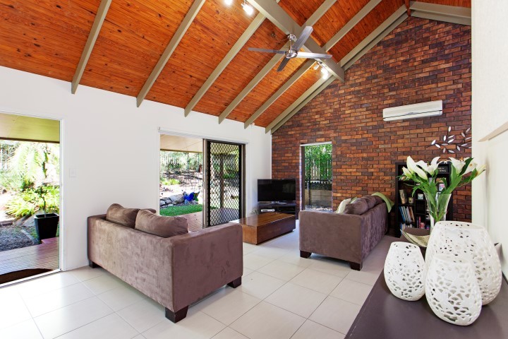 7 Glenlinton Street, HOLLAND PARK, QLD 4121